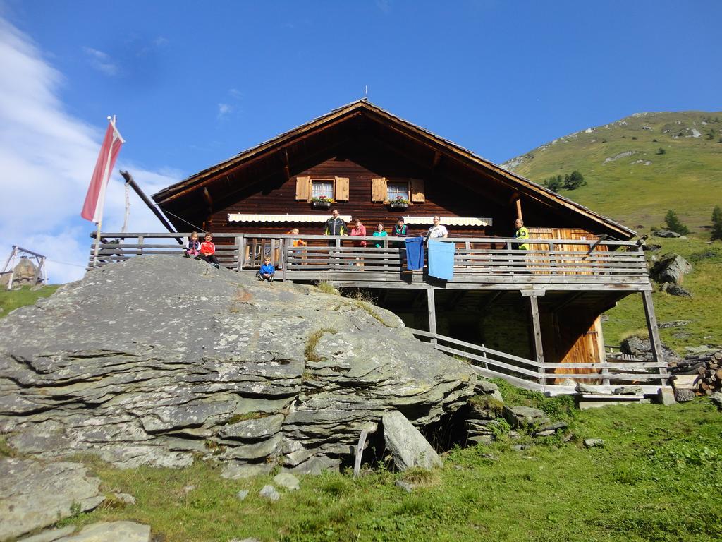 Nikolsdorf Haus Eder Burgi酒店 外观 照片